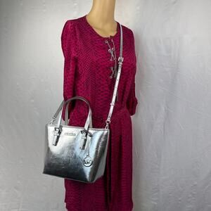 Michael Kors 35H3GTVT0M Jet Set Travel XS Metallic